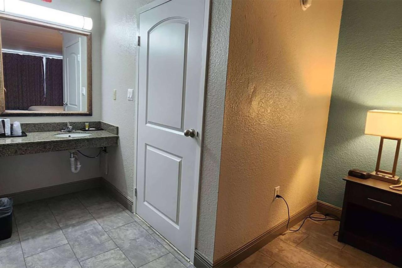 Travelodge By Wyndham Kingsland Ga Luaran gambar